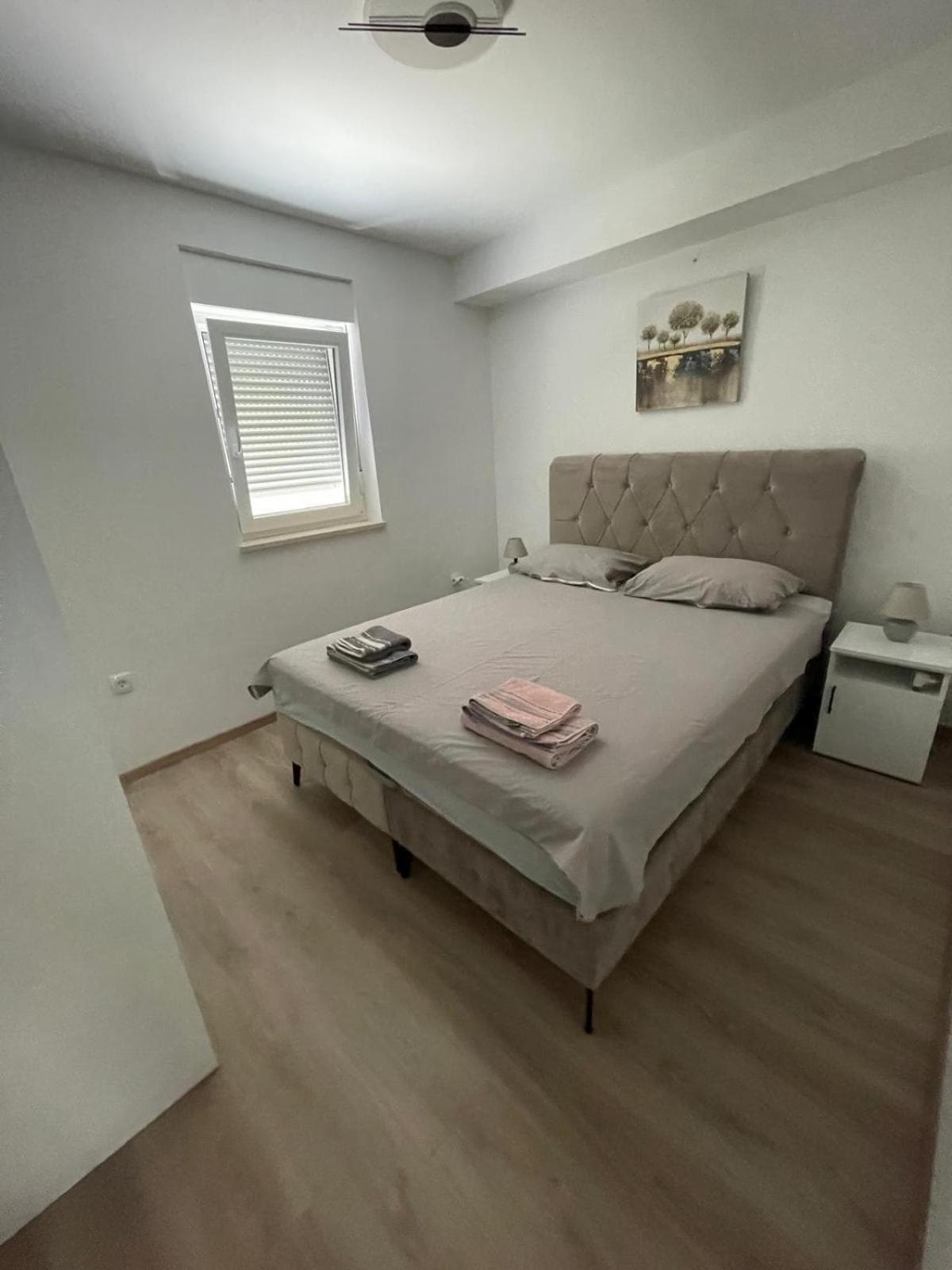 Apartment L&p Pula